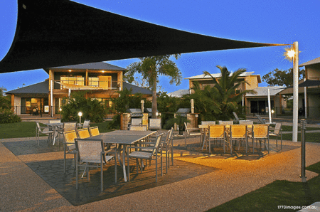 The Edge on Beaches - Sunshine Coast Guide