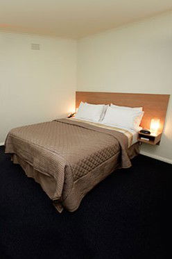 Albert Heights Serviced Apartments - Sunshine Coast Guide 2