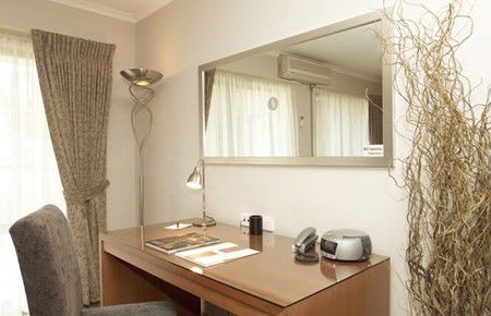 Ringwood Royale Apartment Hotel - Sunshine Coast Guide 3