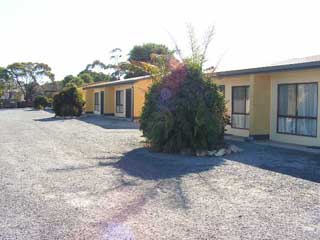 Wool Bay Holiday Units - Sunshine Coast Guide 2