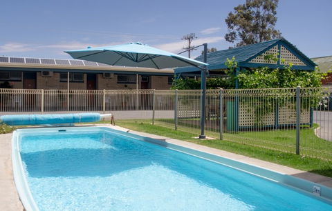 Ventura Motel - Sunshine Coast Guide 1
