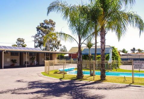 Ventura Motel - Sunshine Coast Guide 7