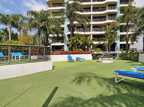 Alexander Holiday Apartments - Sunshine Coast Guide 3