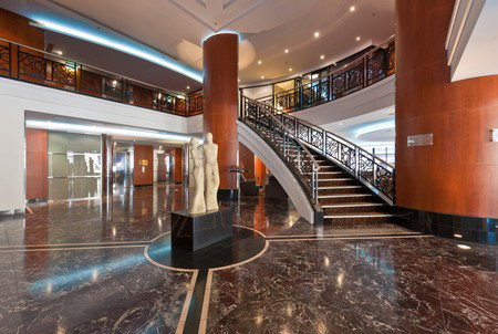 Rendezvous Grand Hotel Adelaide - Sunshine Coast Guide 1