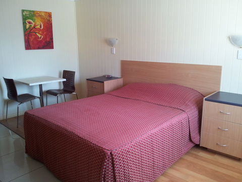 Acacia Ridge Motor Inn - Sunshine Coast Guide 0