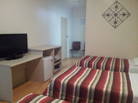 Acacia Ridge Motor Inn - Sunshine Coast Guide 1