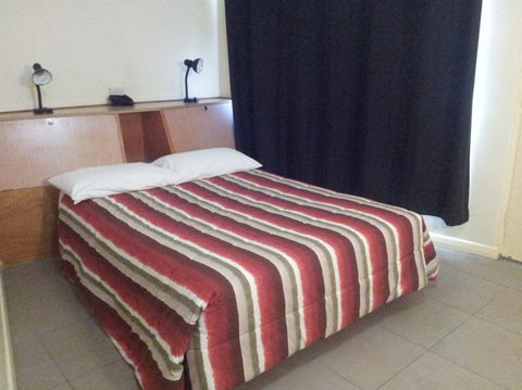 Acacia Ridge Motor Inn - Sunshine Coast Guide 2