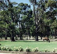 Saratoga Lodge - Sunshine Coast Guide