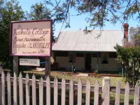 Rachel's Cottage - Sunshine Coast Guide 0