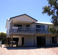 Acacia Beach House - Sunshine Coast Guide