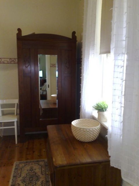 Charlie Bates Cottage - Sunshine Coast Guide 8