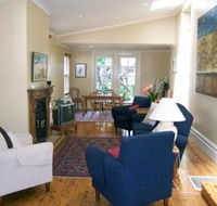Macleay Street Apartments - Sunshine Coast Guide
