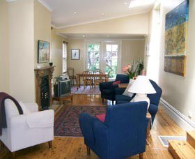 Macleay Street Apartments - Sunshine Coast Guide 0