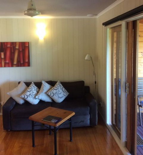 Coastal View Cabins - Sunshine Coast Guide 7
