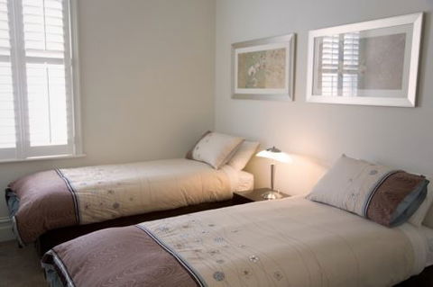 Sabina On Little Myers - Sunshine Coast Guide 1