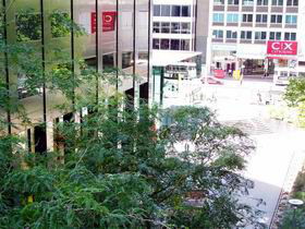 Adelaide Parisienne Apartments - Sunshine Coast Guide 0