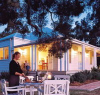Lillians On Lovedale - Sunshine Coast Guide