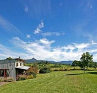 Milton Country Retreat - Sunshine Coast Guide