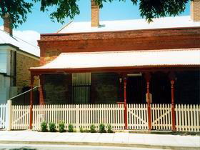 Adelaide Parklands City Townhouse - Sunshine Coast Guide 0