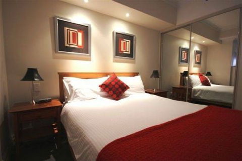 Apartments Plus - Sunshine Coast Guide 2