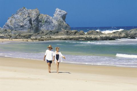 Captain's Quarters - Sunshine Coast Guide 6