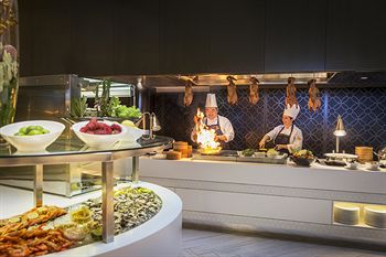 PARKROYAL Darling Harbour, Sydney - Sunshine Coast Guide 16