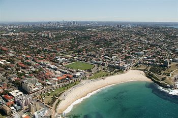 Coogee Bay Hotel - Boutique - Sunshine Coast Guide 0