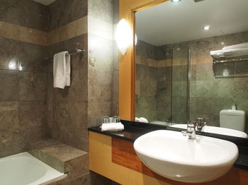 Coogee Bay Hotel - Boutique - Sunshine Coast Guide 9