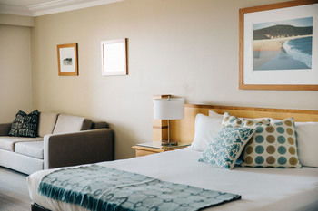 Coogee Bay Hotel - Boutique - Sunshine Coast Guide 30