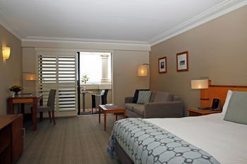 Coogee Bay Hotel - Boutique - Sunshine Coast Guide 37