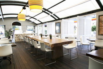 Coogee Bay Hotel - Boutique - Sunshine Coast Guide 64