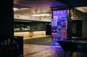 Coogee Bay Hotel - Boutique - Sunshine Coast Guide 66