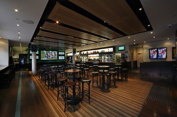 Coogee Bay Hotel - Boutique - Sunshine Coast Guide 77