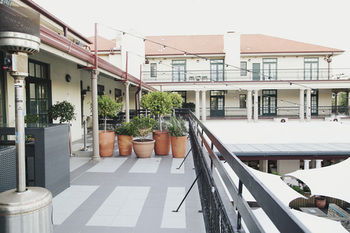 Coogee Bay Hotel - Boutique - Sunshine Coast Guide 78