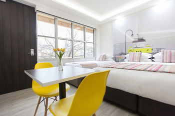 Abode By Easystay - Sunshine Coast Guide 1