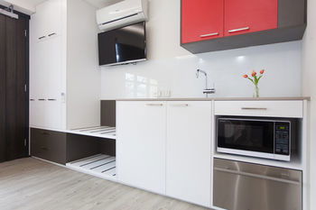 Abode By Easystay - Sunshine Coast Guide 5