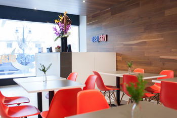 Abode By Easystay - Sunshine Coast Guide 9
