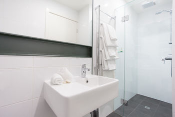 Abode By Easystay - Sunshine Coast Guide 15