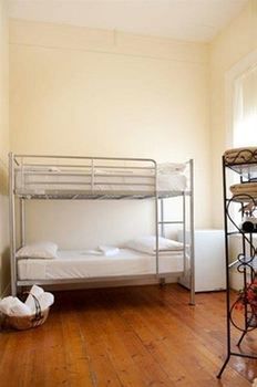 Claremont Guest House - Sunshine Coast Guide 49