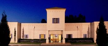 Estate Tuscany - Sunshine Coast Guide 22
