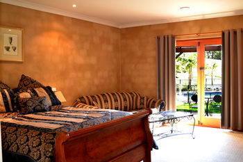 Estate Tuscany - Sunshine Coast Guide 23