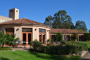 Estate Tuscany - Sunshine Coast Guide 27