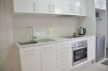 Annam Serviced Apartments - Sunshine Coast Guide 18