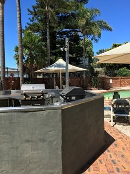 El Lago Waters Motel - Sunshine Coast Guide 12