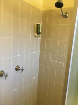 El Lago Waters Motel - Sunshine Coast Guide 20