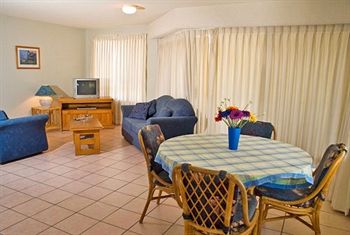 Pacific Horizons Resort - Sunshine Coast Guide 5