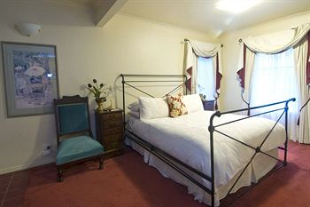 Cottages At Monreale - Sunshine Coast Guide 24
