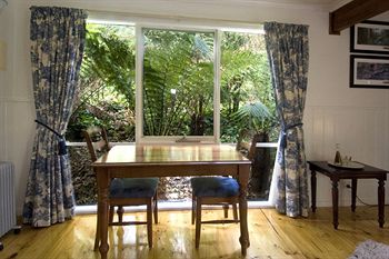 Cottages At Monreale - Sunshine Coast Guide 28