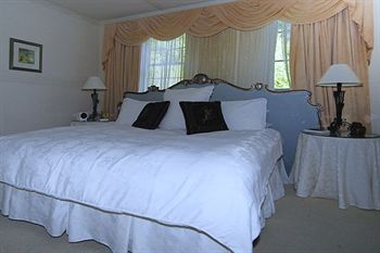 Cottages At Monreale - Sunshine Coast Guide 30