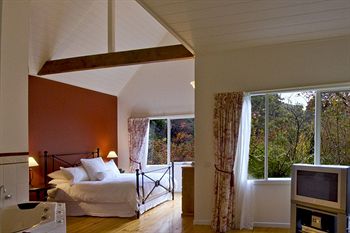 Cottages At Monreale - Sunshine Coast Guide 31